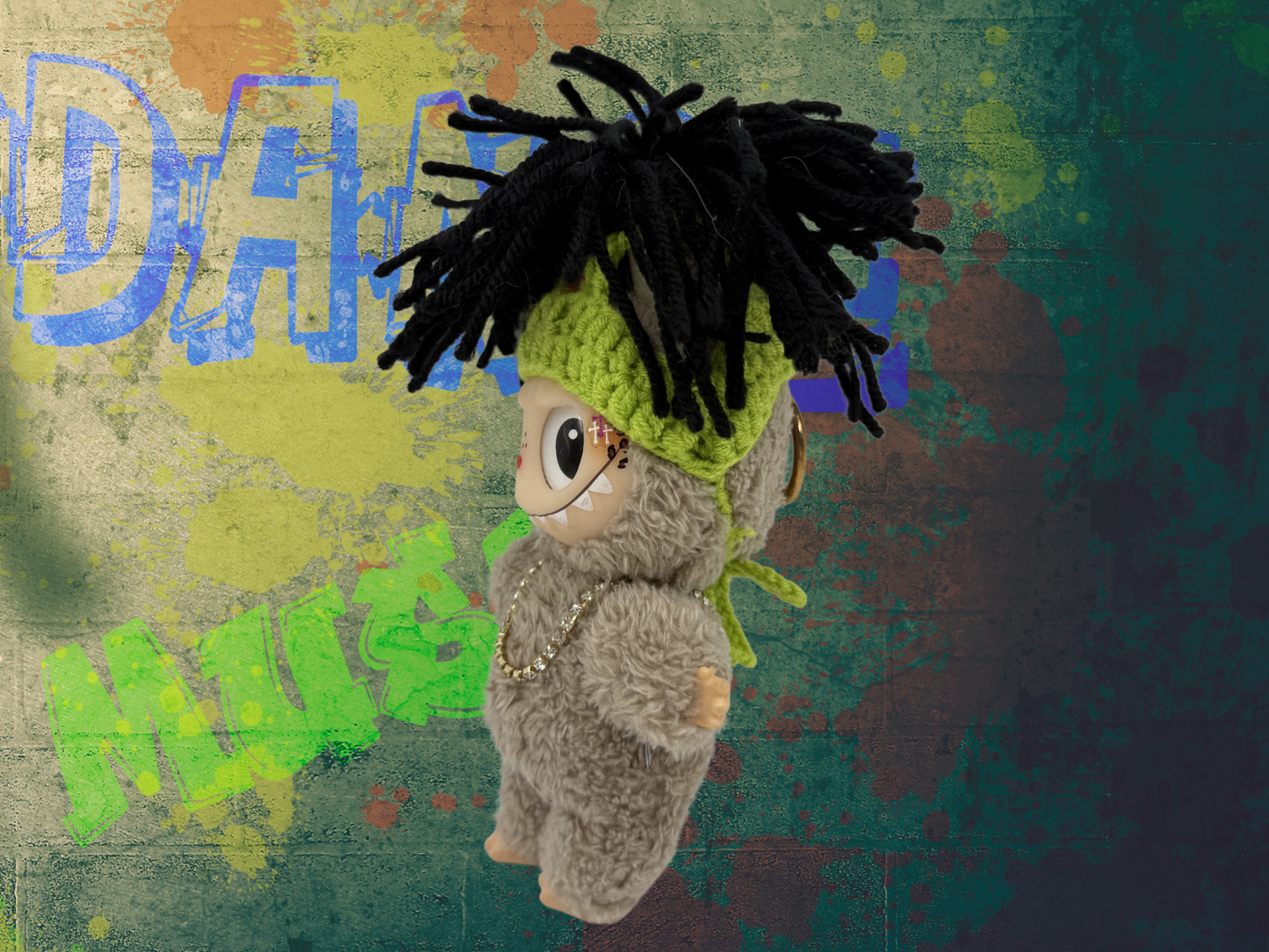 Dreadlock hair with diamond necklace for labubu